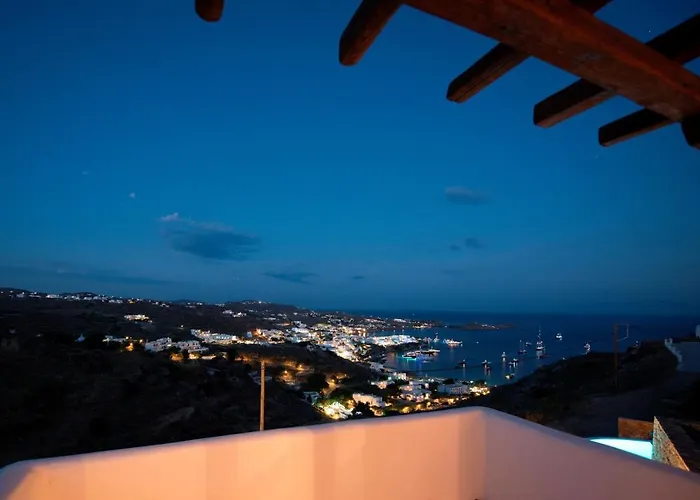 Azurite With Heated Pool By Diles Villa