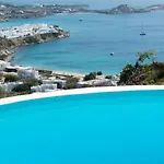 Azurite With Heated Pool By Diles Βίλα *