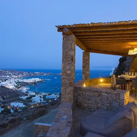 Azurite With Heated Pool By Diles * プサロウ