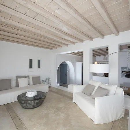 Azurite With Heated Pool By Diles ヴィラ プサロウ