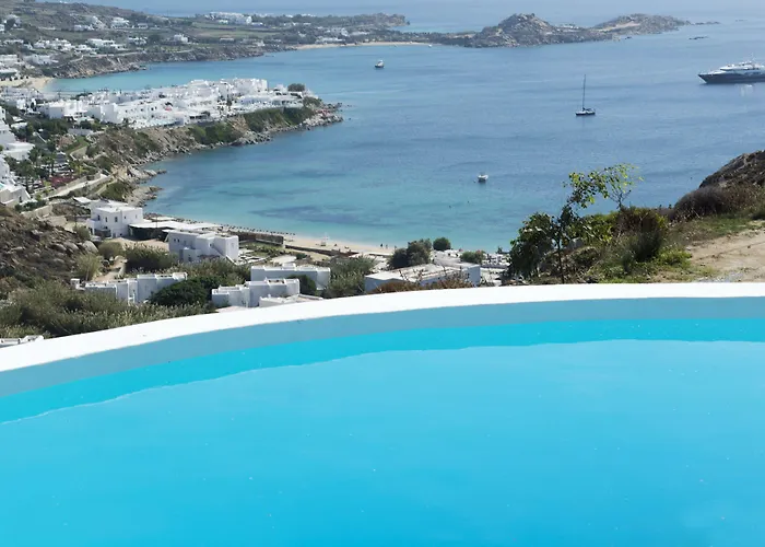 빌라 Azurite With Heated Pool By Diles