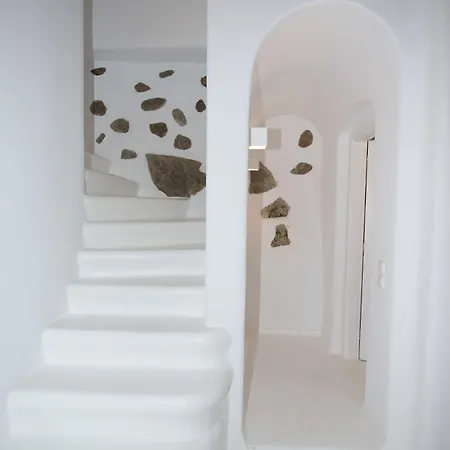 Azurite With Heated Pool By Diles Villa Psarrou